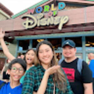 Meet your Posher, Mark gil